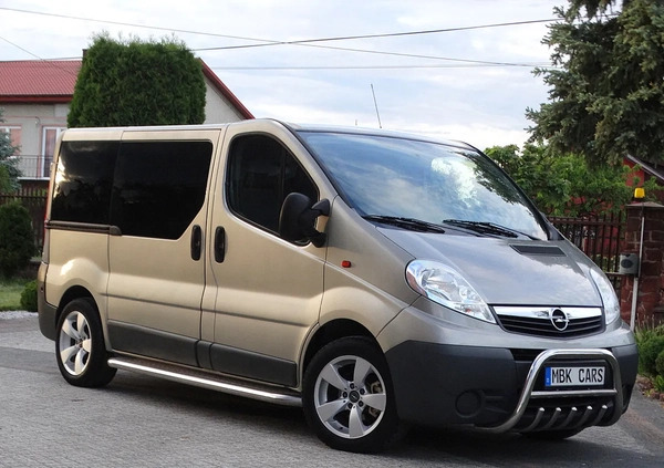 Opel Vivaro cena 46900 przebieg: 160616, rok produkcji 2011 z Bieżuń małe 631